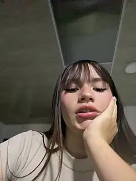 Snapshot of angel_natural chatting on March 18, 1:43 am angel natural online show from March 18, 1:43 am