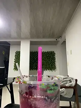 Snapshot of angel_natural chatting on October 3, 1:13 am angel natural online show from October 3, 1:13 am