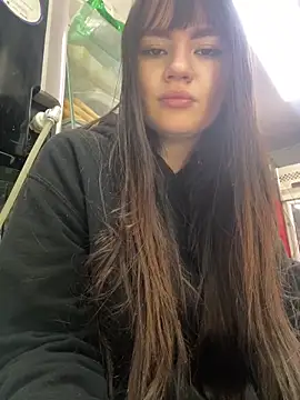 Snapshot of angel_natural chatting on December 4, 9:34 pm angel natural online show from December 4, 9:34 pm