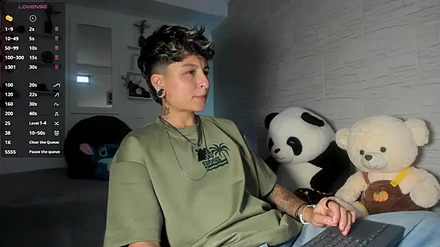 Snapshot of ZuryRamirez_ chatting on September 14, 7:02 pm ZuryRamirez online show from September 14, 7:02 pm