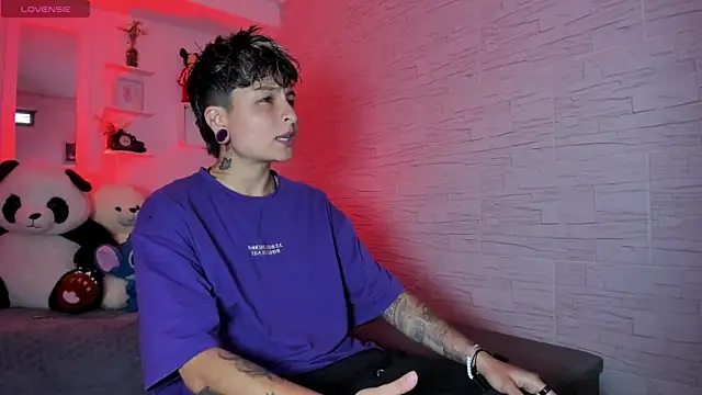 Snapshot of ZuryRamirez_ chatting on September 18, 7:38 pm ZuryRamirez online show from September 18, 7:38 pm