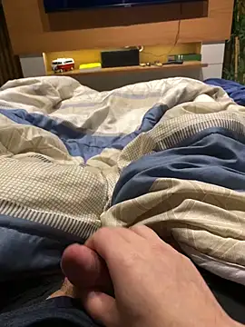 Snapshot of Hjsjsjsjjd chatting on September 17, 3:52 am Hjsjsjsjjd online show from September 17, 3:52 am