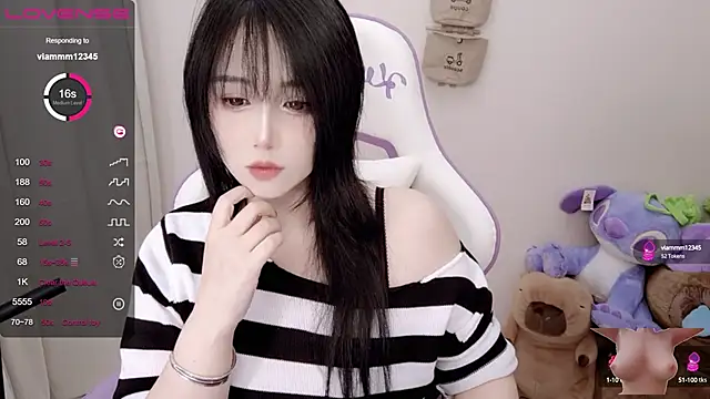 Snapshot of Vaness-a chatting on January 22, 12:49 pm Vaness-a online show from January 22, 12:49 pm