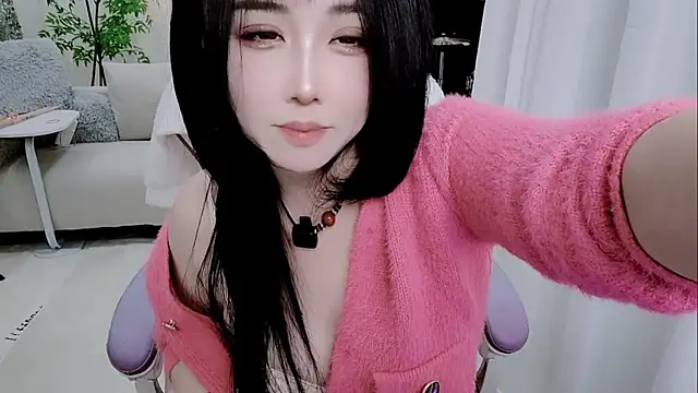 Vaness-a online show from December 18, 5:08 pm