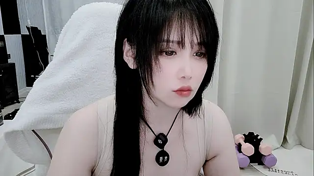 Snapshot of Vaness-a chatting on June 1, 2:08 pm Vaness-a online show from June 1, 2:08 pm