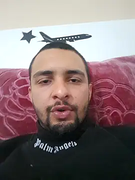 Hazembahloul online show from February 4, 11:09 pm