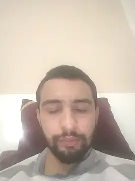 Snapshot of Hazembahloul chatting on March 14, 3:56 am Hazembahloul online show from March 14, 3:56 am