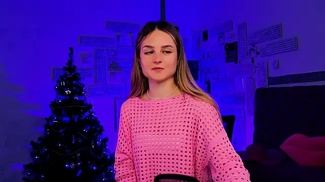 Snapshot of DeboraLarson chatting on January 24, 12:10 pm DeboraLarson online show from January 24, 12:10 pm