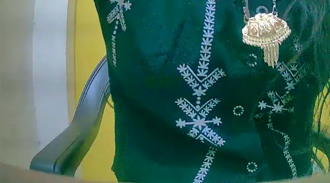 Snapshot of LOVE-SUSHILA chatting on February 16, 2:20 am LOVE-SUSHILA online show from February 16, 2:20 am