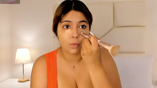 Snapshot of CortanaAdamss chatting on February 20, 11:54 am CortanaAdamss online show from February 20, 11:54 am