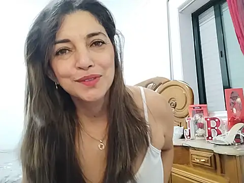 Julie Boronat26 online show from June 5, 9:59 am