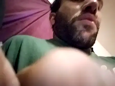 Snapshot of workhard87 chatting on December 3, 6:17 pm workhard87 online show from December 3, 6:17 pm