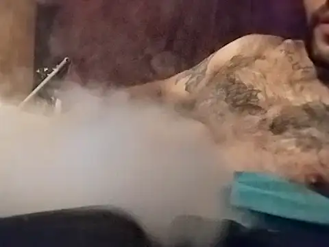 Snapshot of workhard87 chatting on December 21, 7:49 pm workhard87 online show from December 21, 7:49 pm