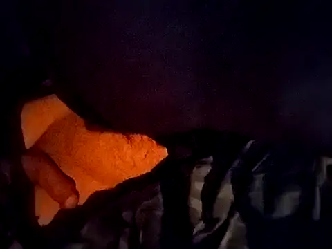 Snapshot of workhard87 chatting on January 15, 5:47 pm workhard87 online show from January 15, 5:47 pm