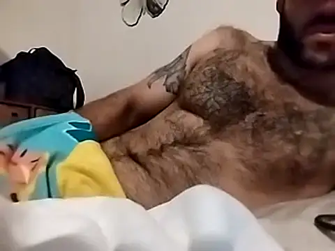 Snapshot of workhard87 chatting on February 23, 10:49 am workhard87 online show from February 23, 10:49 am