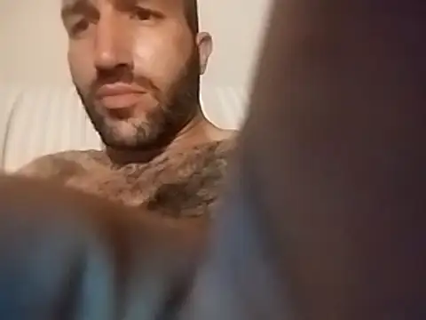 Snapshot of workhard87 chatting on March 8, 11:18 pm workhard87 online show from March 8, 11:18 pm