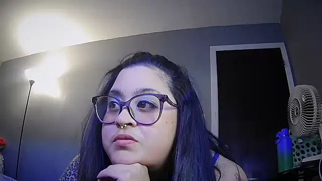 tillymarie34 online show from December 5, 4:34 pm