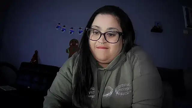 tillymarie34 online show from December 12, 7:48 pm