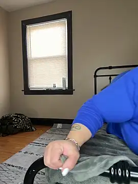 tillymarie34 online show from December 17, 6:03 pm