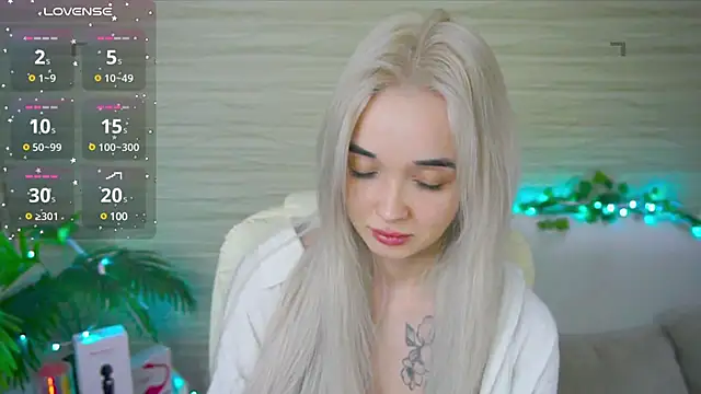 Ashley S online show from March 18, 2:15 am