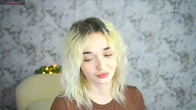 Ashley S online show from April 19, 10:23 pm