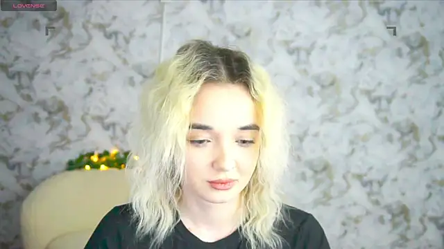 Ashley S online show from April 20, 10:11 pm