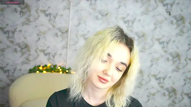 Ashley S online show from April 21, 2:51 am