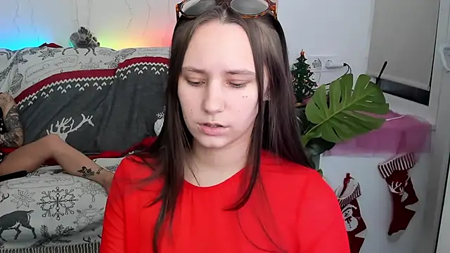 Snapshot of HotCaramellsTV chatting on December 26, 1:21 pm HotCaramellsTV online show from December 26, 1:21 pm