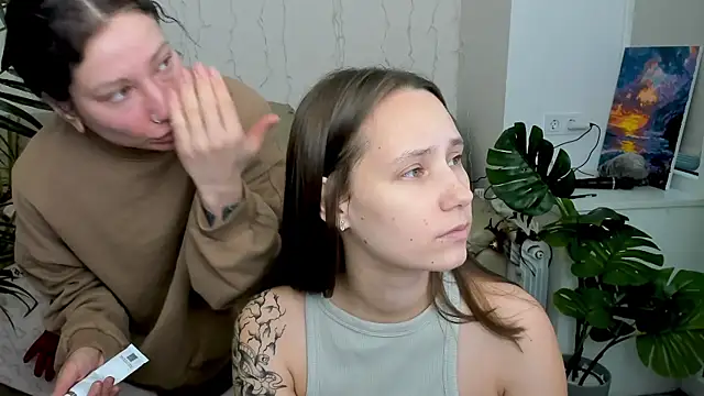 Snapshot of HotCaramellsTV chatting on March 9, 9:13 am HotCaramellsTV online show from March 9, 9:13 am