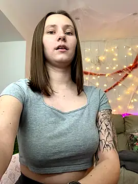 Snapshot of HotCaramellsTV chatting on October 26, 12:33 pm HotCaramellsTV online show from October 26, 12:33 pm