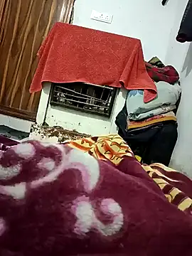 pintuS40 online show from January 8, 3:28 pm