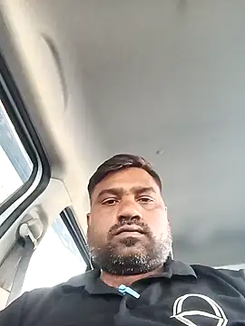 pintuS40 online show from January 9, 10:52 am