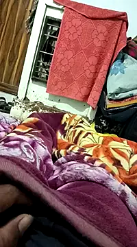 pintuS40 online show from January 10, 11:39 pm