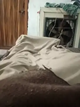 pintuS40 online show from October 31, 11:17 pm