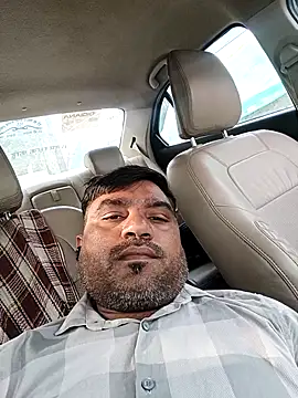 pintuS40 online show from April 22, 11:01 am