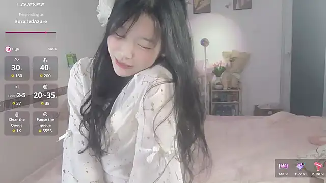 Luminous163 online show from January 19, 3:42 pm