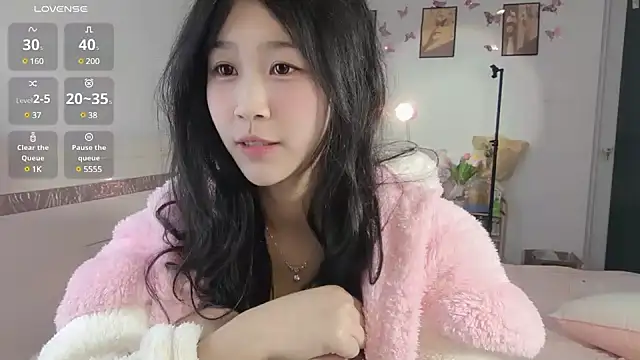 Luminous163 online show from February 10, 10:09 am