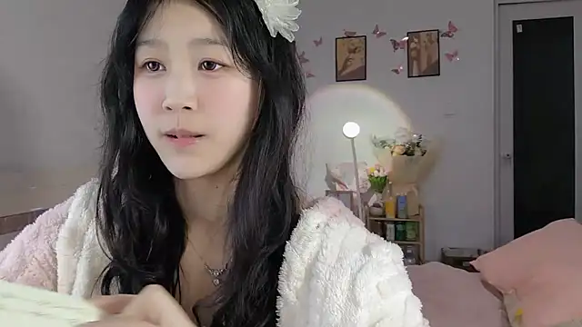 Luminous163 online show from March 4, 2:21 pm