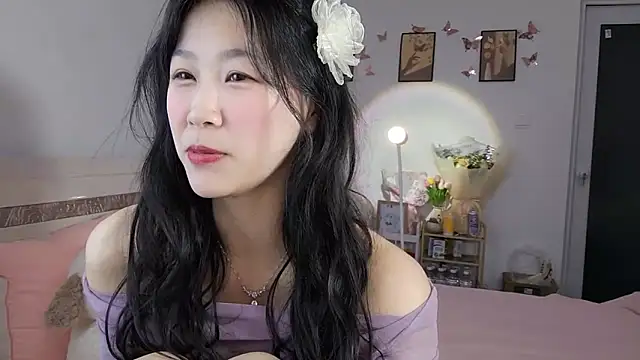 Luminous163 online show from March 8, 1:14 pm