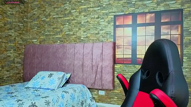 Snapshot of viktorya_xue chatting on December 15, 10:30 am viktorya xue online show from December 15, 10:30 am