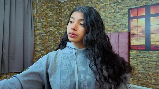 Snapshot of viktorya_xue chatting on February 10, 10:41 am viktorya xue online show from February 10, 10:41 am