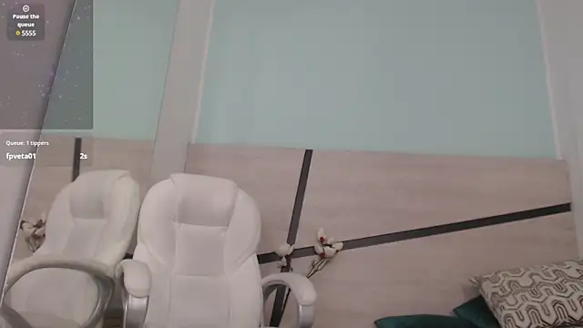 sussy leon online show from March 10, 7:18 pm