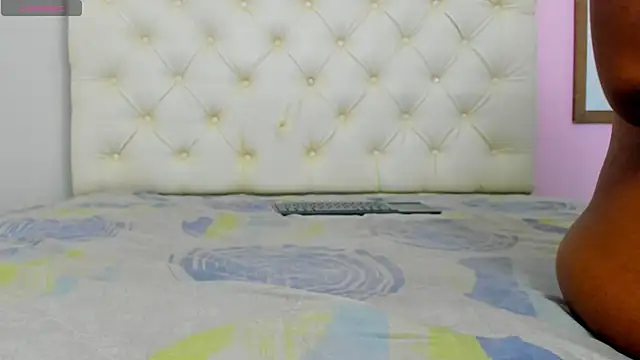 ElisabethMassey online show from June 14, 11:56 am