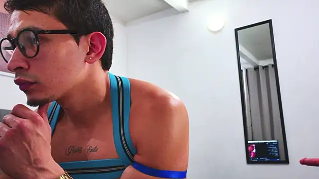 Thor Dosson online show from December 8, 10:57 pm