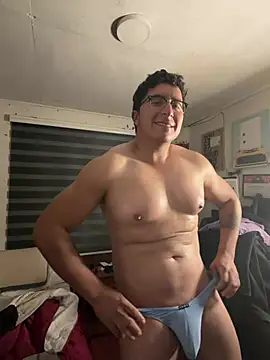 Snapshot of boy_1993 chatting on July 4, 9:37 am boy 1993 online show from July 4, 9:37 am