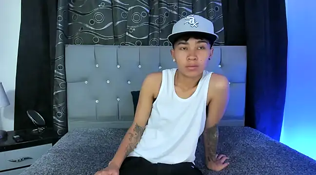 nova sex01 online show from December 18, 3:37 am