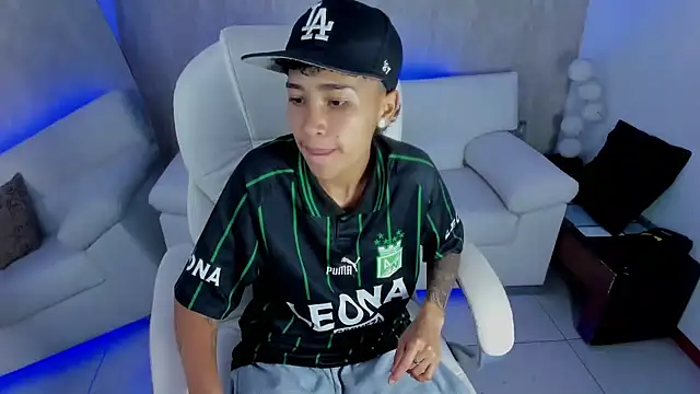 nova sex01 online show from January 6, 1:19 pm