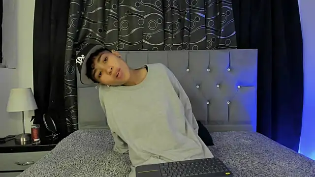 nova sex01 online show from February 2, 4:05 am