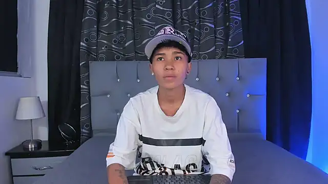 nova sex01 online show from March 1, 3:32 am