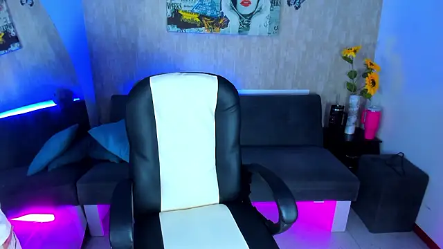 nova sex01 online show from March 30, 8:32 pm